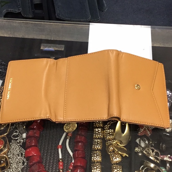 Michael Kors Tan Wallet - Picture 4 of 7